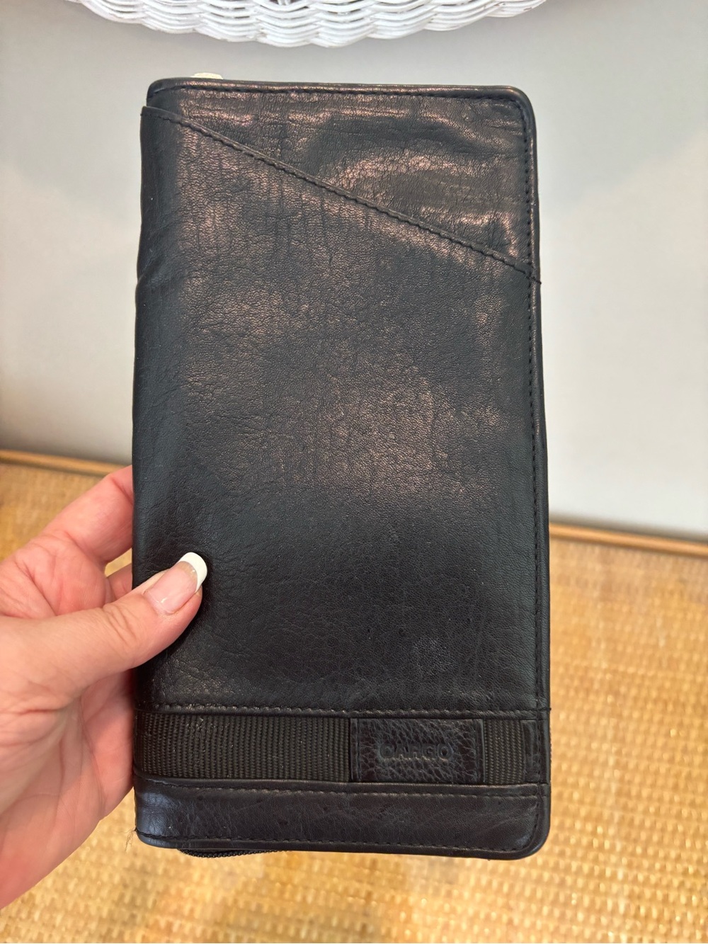 Cargo leather travel organizer with RFID protection in great condition!